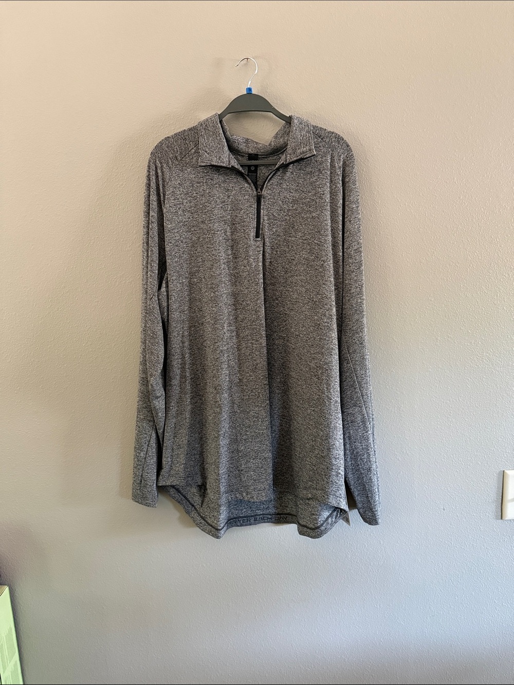 lululemon athletica Men’s Long Sleeve Half-Zip Pullover - Heather Gray